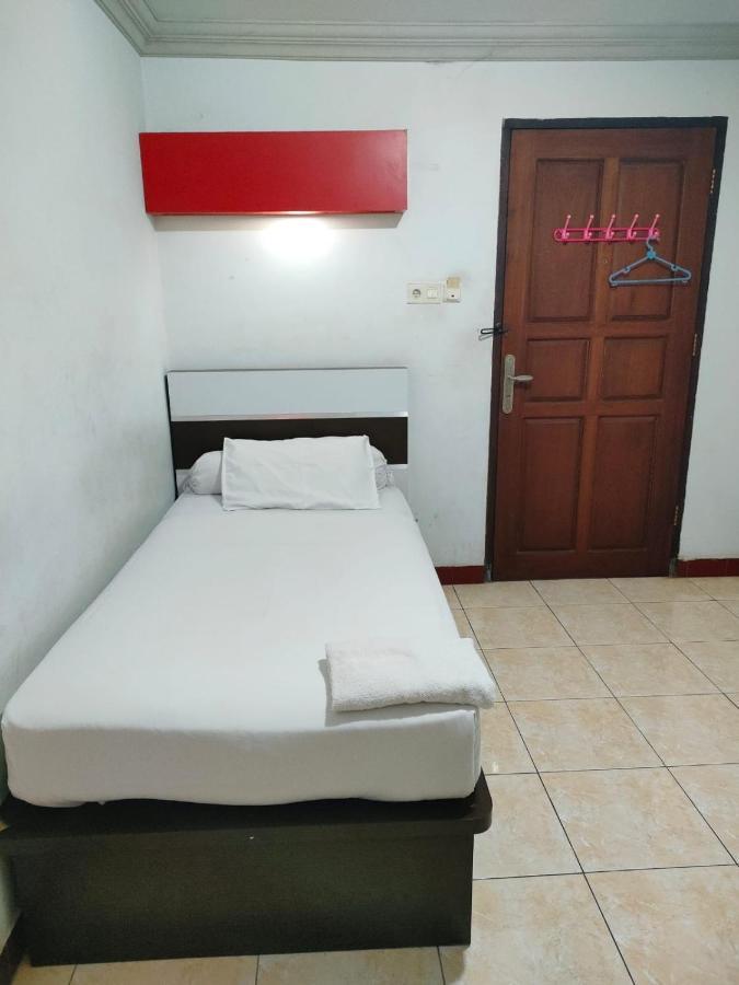 Hotel Riverside 2*